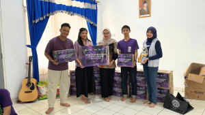 Donasi Pakaian & Barang Kolaborasi Amartha & WeCare.id | Empower by amartha