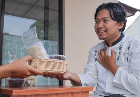 8 Golongan Penerima Zakat Serta Peran Zakat dalam Pemberdayaan Umat | Empower